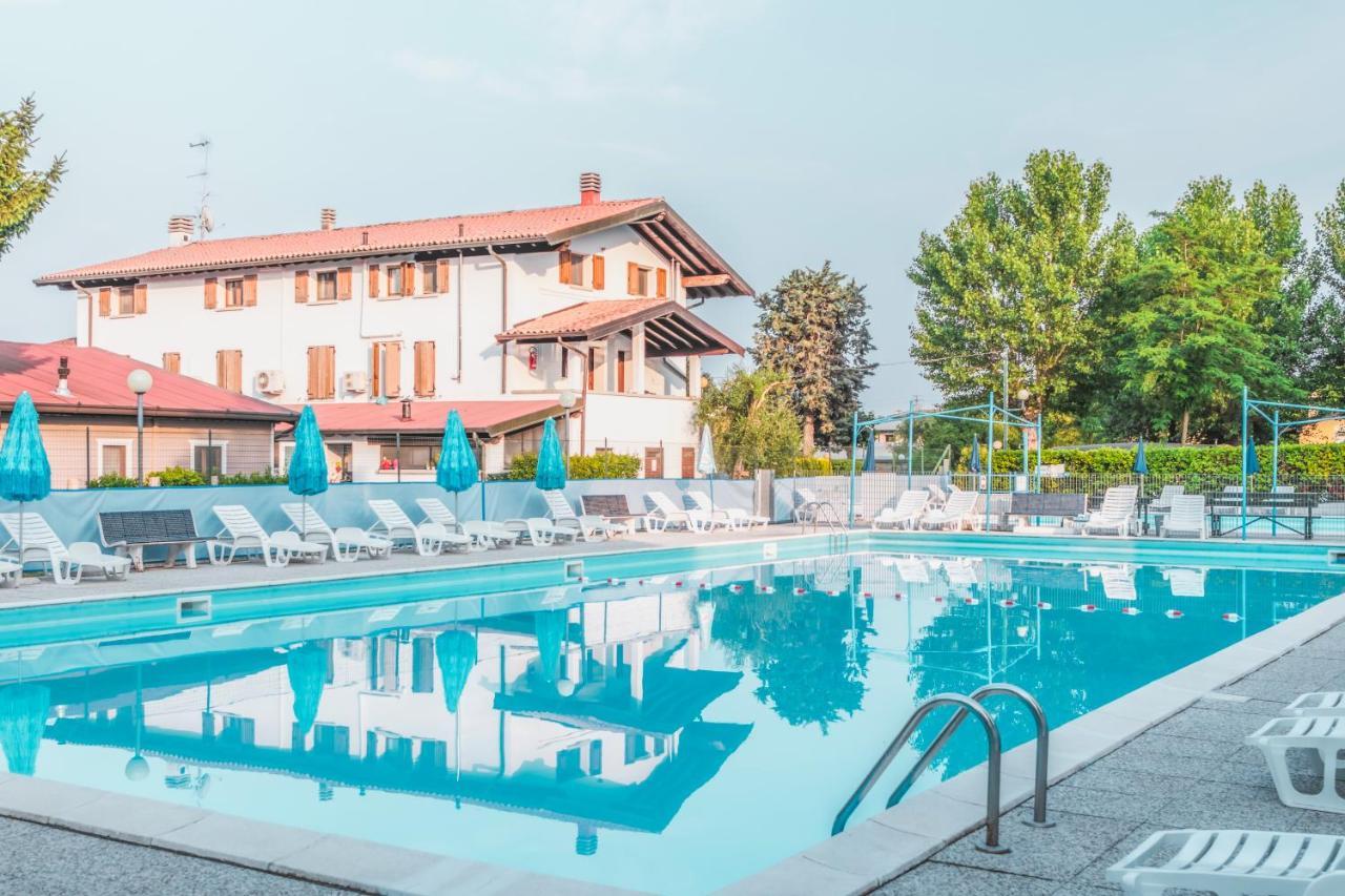 Campeggio Trevisago Iris Park Moniga del Garda Eksteriør bilde