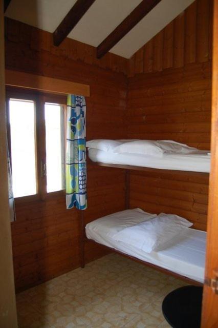 Campeggio Trevisago Iris Park Moniga del Garda Rom bilde