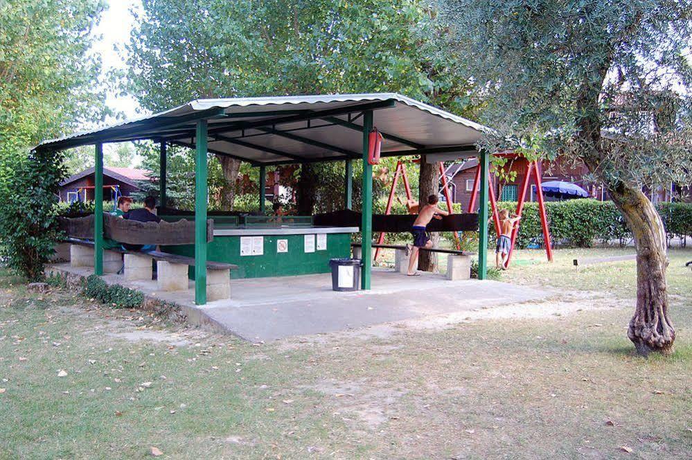 Campeggio Trevisago Iris Park Moniga del Garda Eksteriør bilde